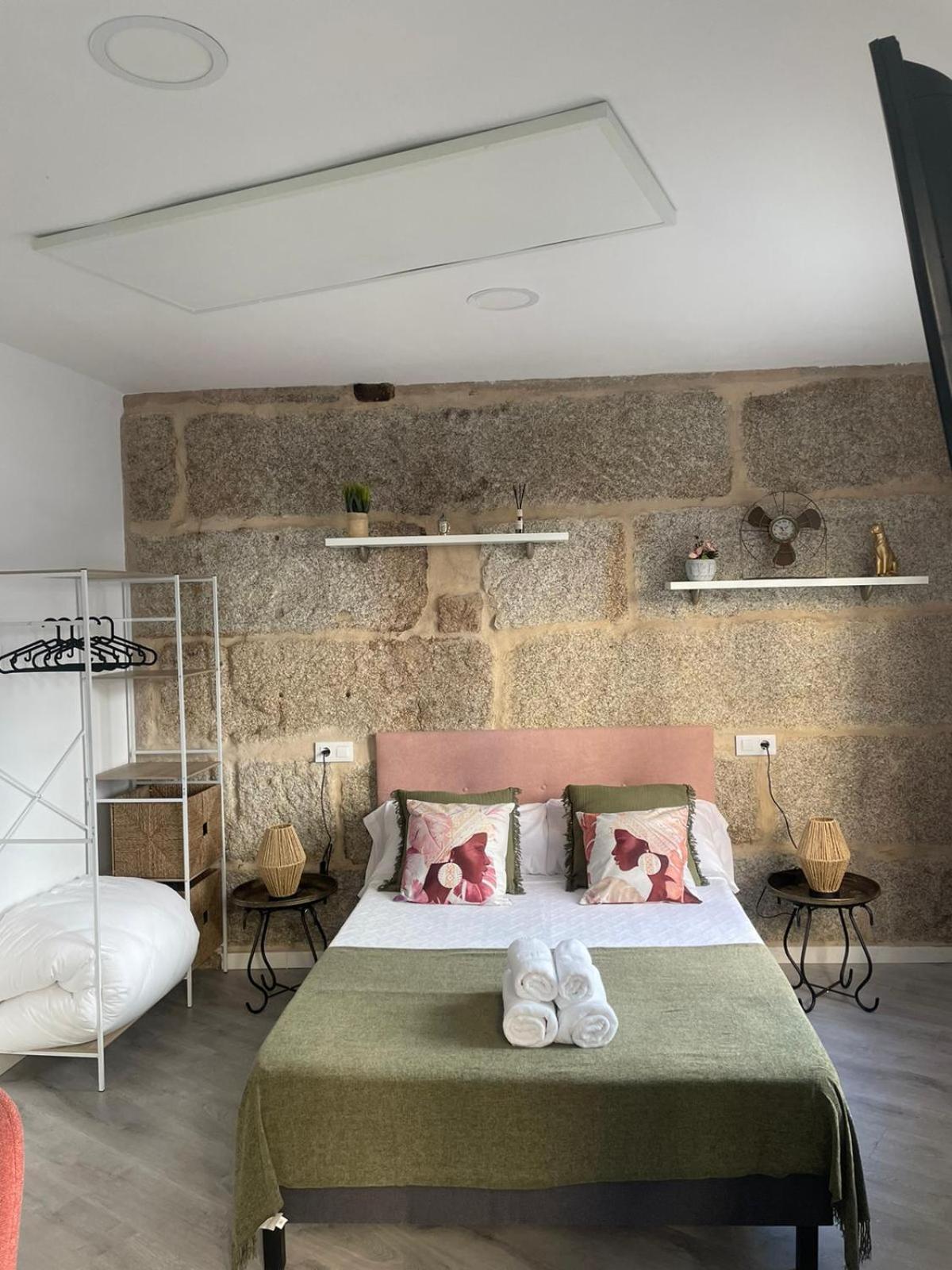 Apartamentos Sarabia Loft Ourense Luaran gambar